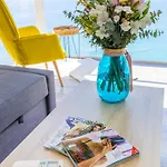 アパート Blue Bay ベニドルム